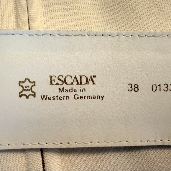 Escada Gold and Cream Belt - Picture 8 of 9